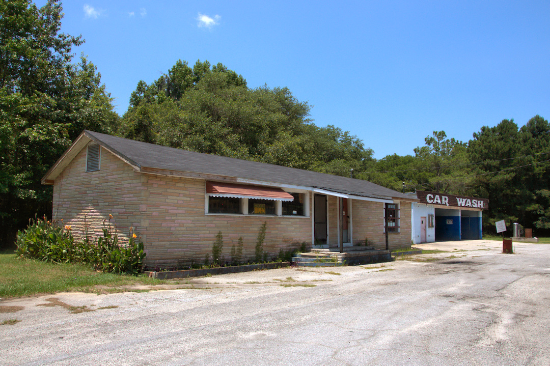 Poole’s, Riceboro | Vanishing Georgia: Photographs by Brian Brown