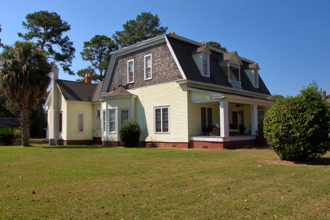 Dutch Colonial Revival Cottage, Pelham Vanishing Photographs