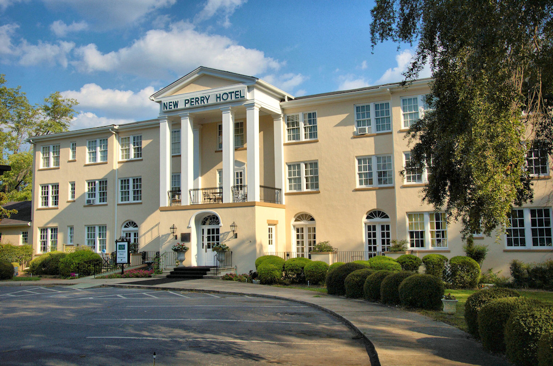 Historic New Perry Hotel Facing Demolition | Vanishing Georgia ...